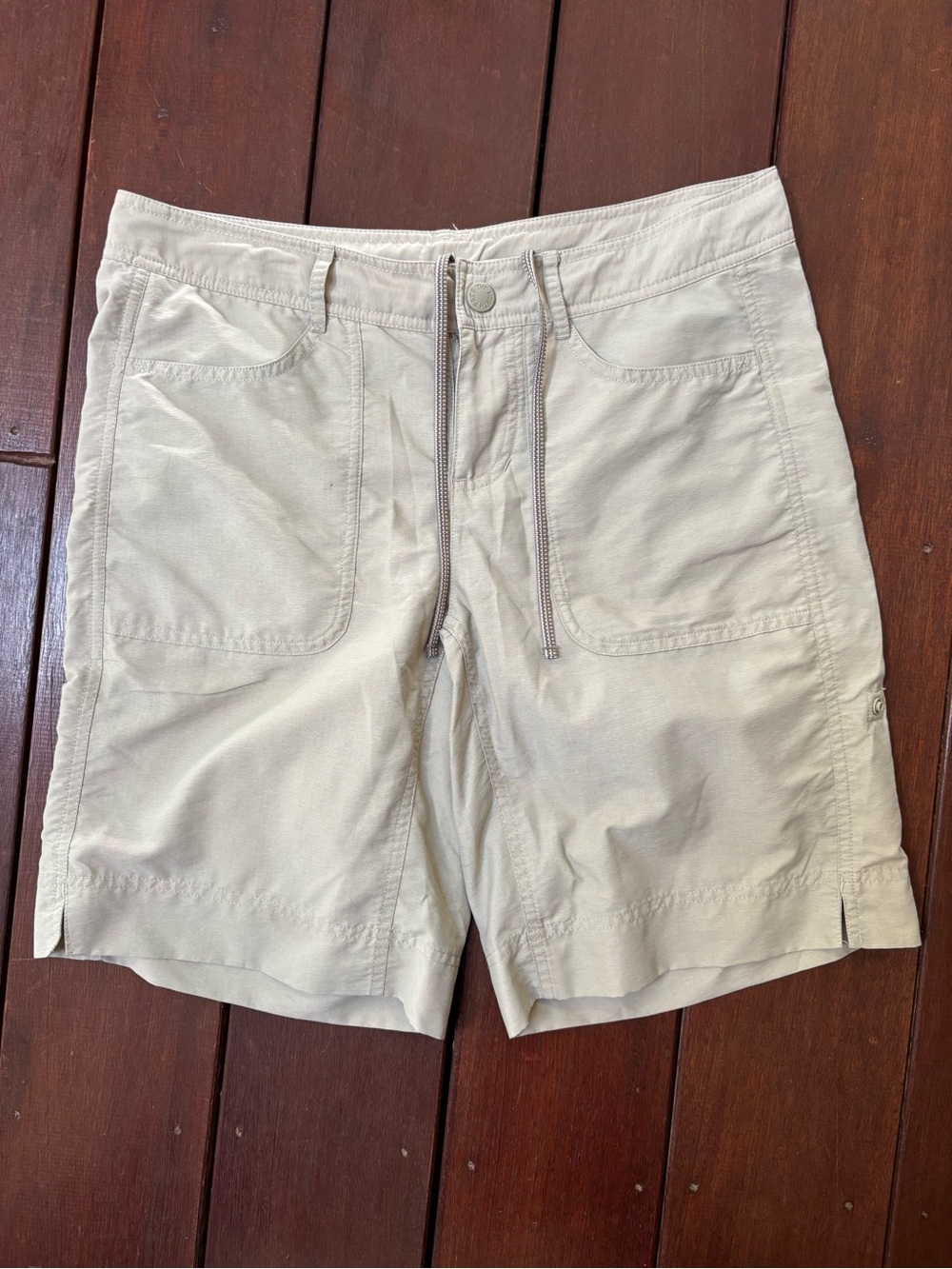 The North Face Hiking Outdoors Lightweight Adjustable Shorts Beige Women’s Sz. 6